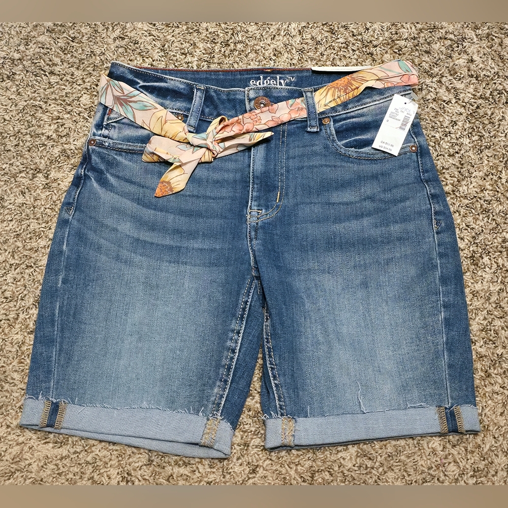 Edgely Bermuda Womens Mid-Rise Blue Jean Shorts Ultimate Stretch Size 0 Floral